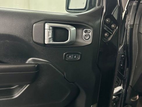 Used 2021 Jeep Wrangler Unlimited Sport image 9