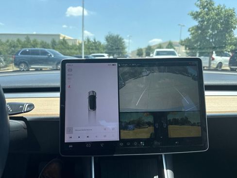 Used 2018 Tesla Model 3 Long Range RWD image 24