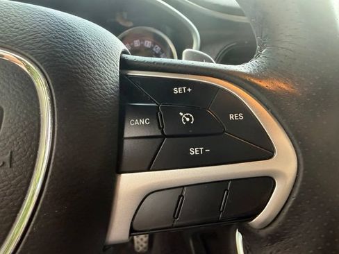 Used 2018 Dodge Challenger R/T Scat Pack w/ Leather Interior Group RWD image 20
