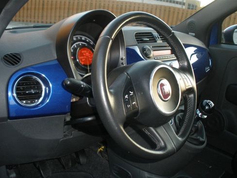 Used 2012 FIAT 500 Sport w/ Safety & Sound Pkg FWD image 26
