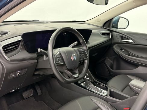 Used 2024 Buick Encore GX Sport Touring FWD image 4