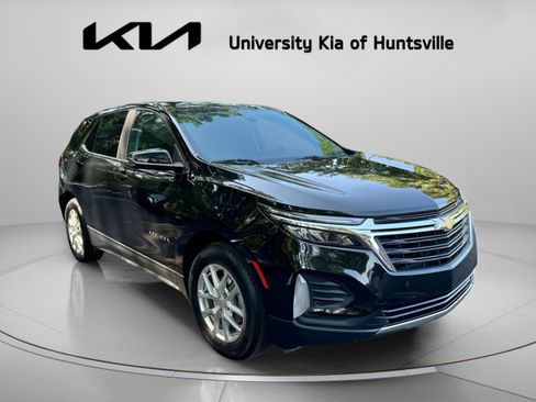 Used 2024 Chevrolet Equinox LT FWD image 2