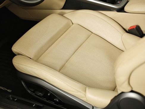 Certified 2020 Porsche 911 Carrera S image 25