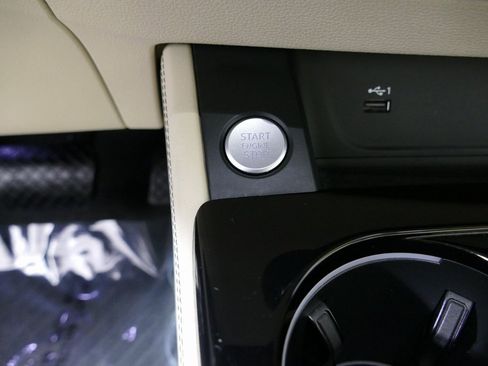 Used 2023 Audi A4 2.0T Premium Plus w/ Premium Plus Package image 17