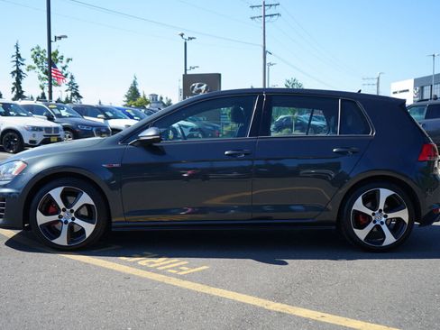 Used 2016 Volkswagen GTI Autobahn w/ Lighting Package (SEL) FWD image 10