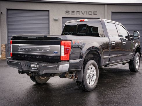 Used 2019 Ford F250 Platinum w/ Platinum Ultimate Package image 8