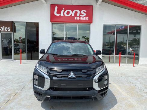 Used 2021 Mitsubishi Outlander Sport ES image 1