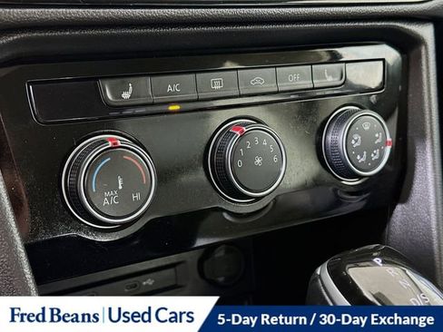 Used 2023 Volkswagen Taos SE AWD/4WD image 15