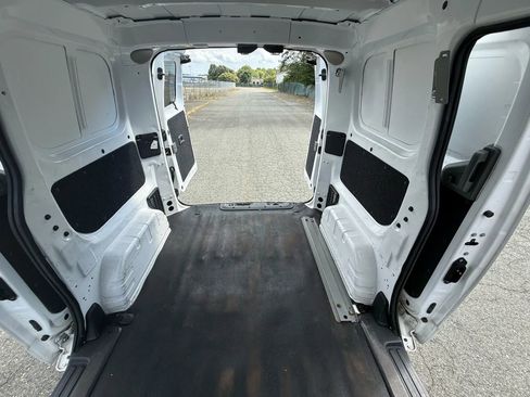 Used 2018 Nissan NV200 SV w/ Navigation Package image 40