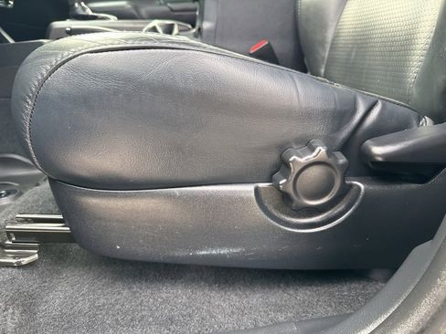 Used 2019 Toyota Tacoma TRD Off-Road image 11