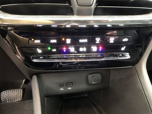 Certified 2024 Buick Encore GX Avenir w/ Avenir Technology Package image 18