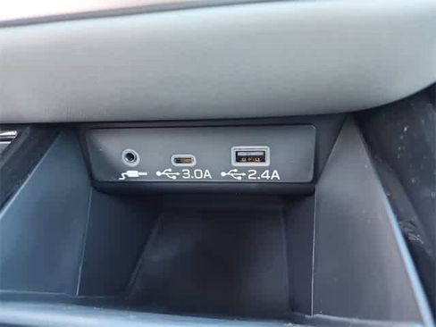 New 2025 Subaru Outback Premium image 26