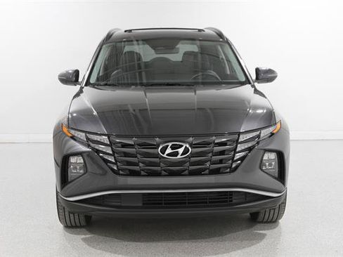 Used 2023 Hyundai Tucson SEL w/ Convenience Package AWD/4WD image 2
