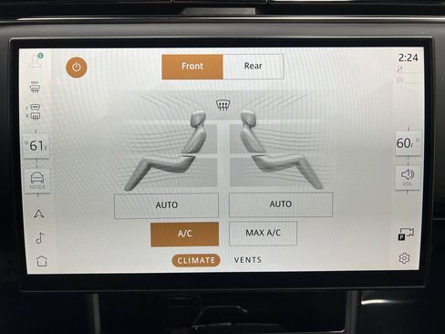 Used 2024 Land Rover Range Rover SE image 26