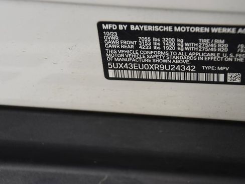 Used 2024 BMW X5 xDrive50e image 29