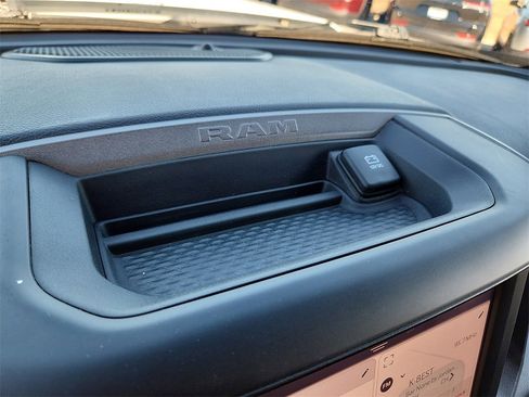 Used 2024 RAM 5500 Tradesman w/ Chrome Appearance Group image 30