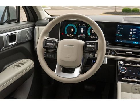 Used 2026 Hyundai Santa Fe SEL FWD image 22