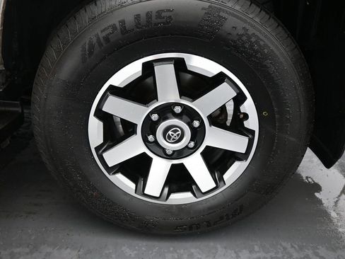 Used 2024 Toyota 4Runner TRD Off-Road image 20