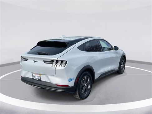 Certified 2021 Ford Mustang Mach-E Select image 5