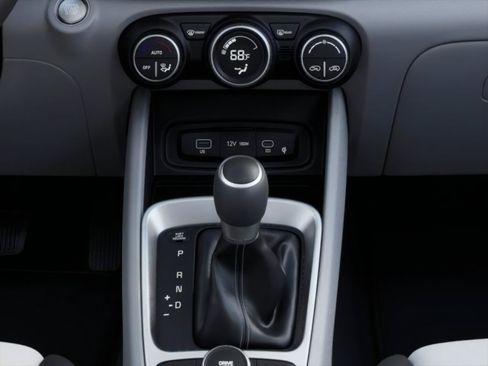 New 2026 Hyundai Venue SEL FWD image 16