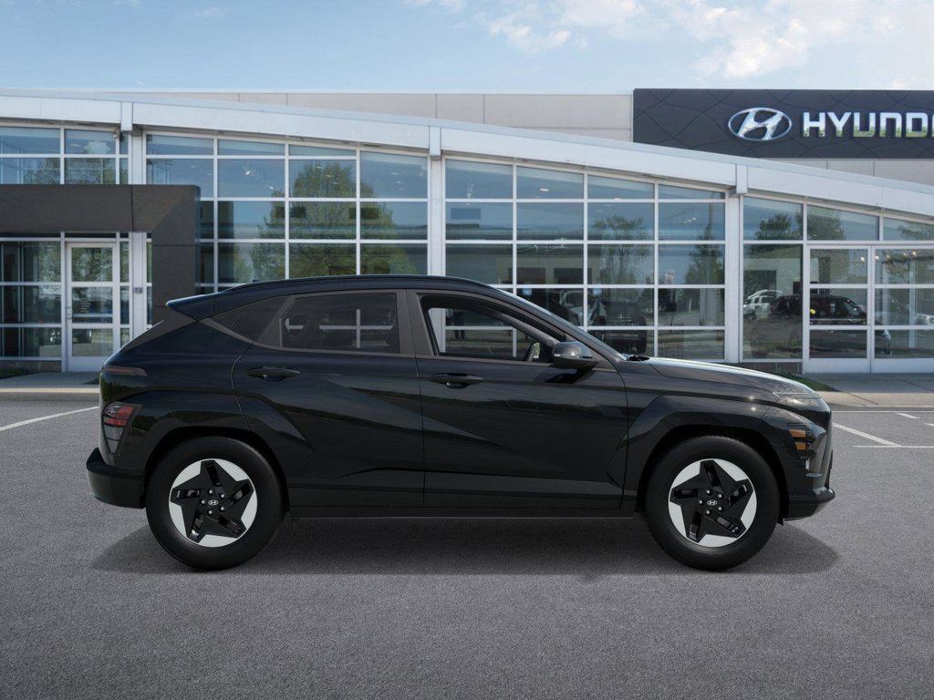 New 2025 Hyundai Kona SEL FWD image 7