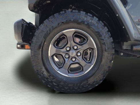 Used 2021 Jeep Gladiator Rubicon AWD/4WD image 11