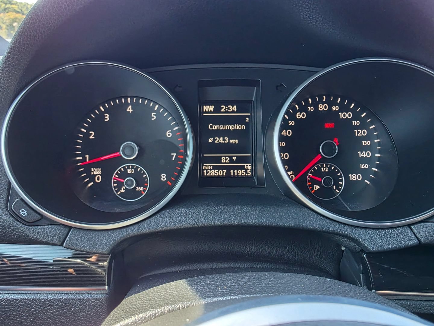 Used 2010 Volkswagen GTI 2-Door FWD image 19
