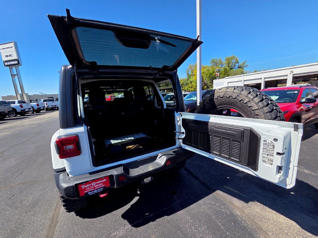 Used 2021 Jeep Wrangler Unlimited Rubicon AWD/4WD image 31