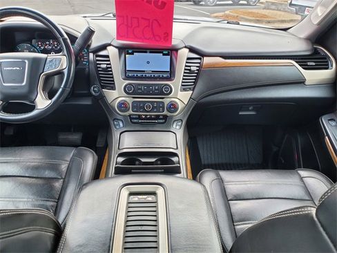 Used 2020 GMC Yukon XL Denali image 14