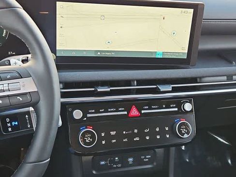 Certified 2026 Hyundai Tucson Limited image 28