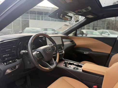 Used 2025 Lexus RX 350 Premium w/ Accessory Package image 12