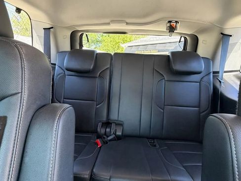 Used 2018 Chevrolet Tahoe Premier AWD/4WD image 8