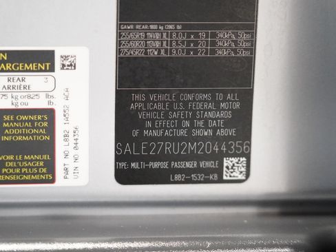 Used 2021 Land Rover Defender 110 X-Dynamic SE AWD/4WD image 29