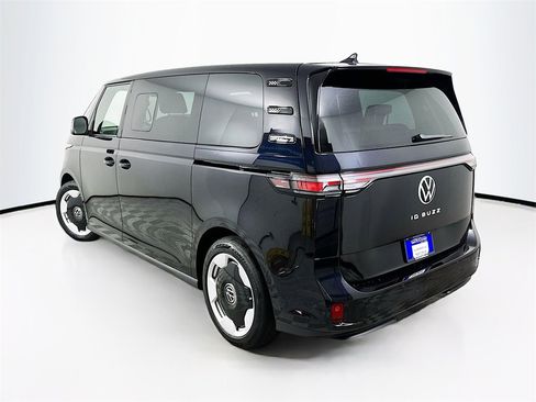 New 2025 Volkswagen ID. Buzz Pro S image 6