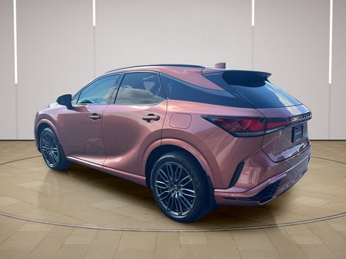 Used 2024 Lexus RX 500h F Sport w/ Convenience Package AWD/4WD image 3