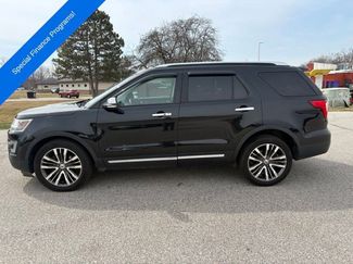 Used 2016 Ford Explorer Platinum AWD/4WD video 3