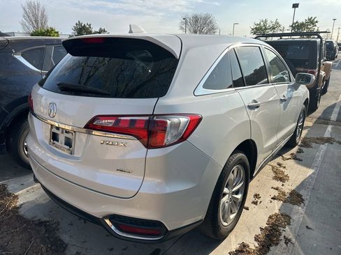Used 2018 Acura RDX AWD image 5