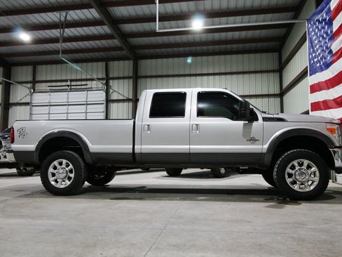 Used 2015 Ford F350 Lariat AWD/4WD image 14