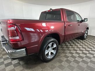 Used 2022 RAM 1500 Laramie AWD/4WD video 3
