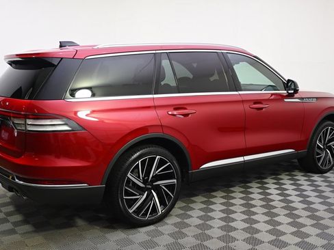 Used 2025 Lincoln Aviator Reserve w/ Equipment Group 201A AWD/4WD image 7