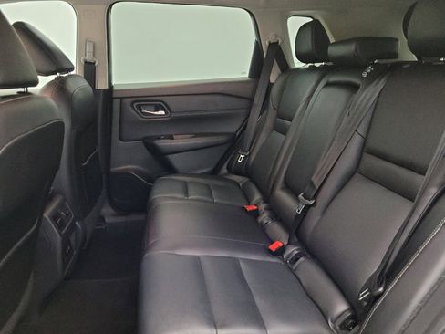 Used 2022 Nissan Rogue SL FWD image 18