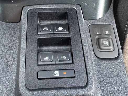 Used 2024 Ford Bronco Wildtrak AWD/4WD image 40