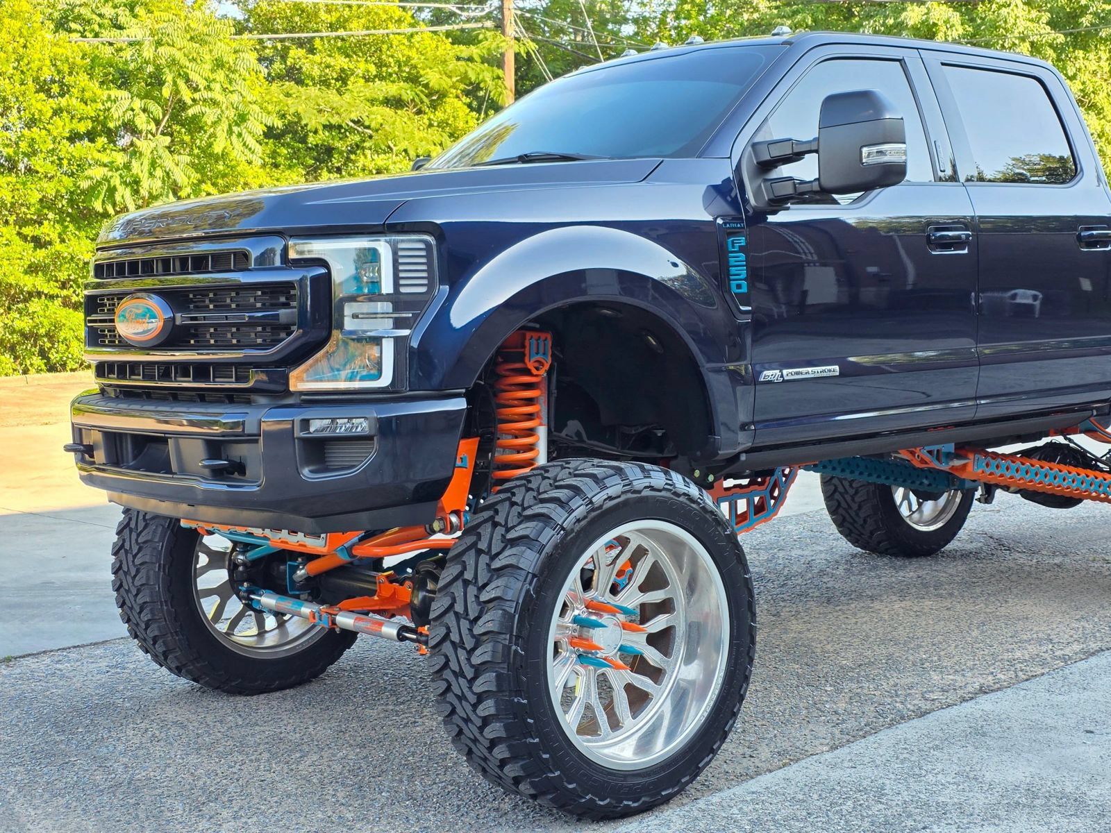 Used 2022 Ford F250 Lariat w/ Black Appearance Package AWD/4WD image 2