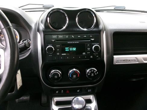 Used 2017 Jeep Compass High Altitude image 33