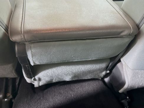 Used 2017 RAM 1500 Classic SLT image 25