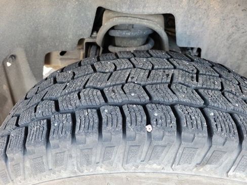 Used 2010 Chevrolet Silverado 1500 LT w/ Regional Value Package image 7