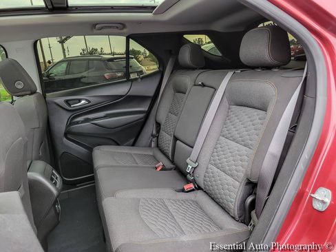 Used 2021 Chevrolet Equinox LT FWD image 12