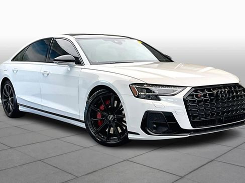 Used 2022 Audi S8 w/ S8 Comfort Plus Package image 3