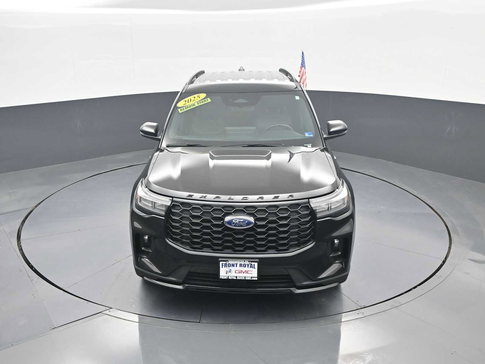 Used 2025 Ford Explorer ST-Line AWD/4WD image 34