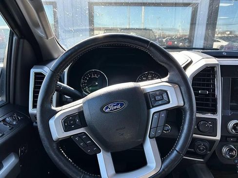 Used 2018 Ford F150 Lariat w/ Equipment Group 502A Luxury image 10